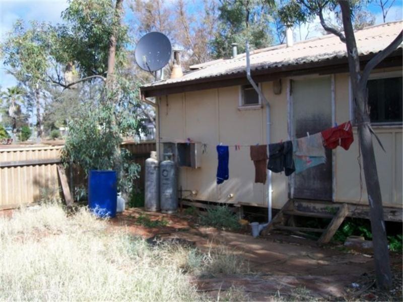 18 Augusta Street, Laverton WA 6440