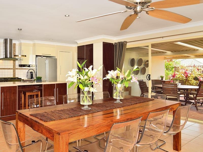 16 Gilbert Street, North Lakes QLD 4509