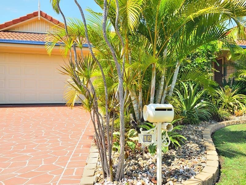 16 Gilbert Street, North Lakes QLD 4509