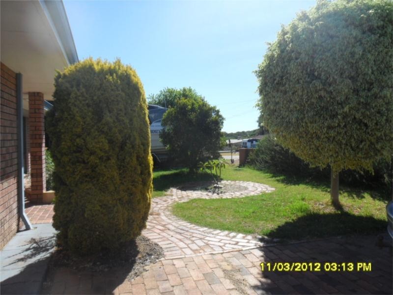 16 Wattle Close, Bouvard WA 6211