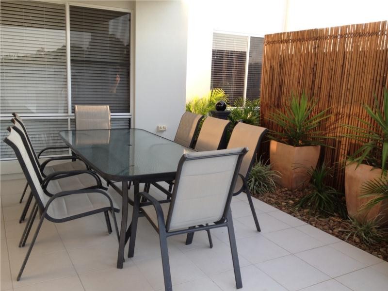 2 Myrtus Street, Mountain Creek QLD 4557