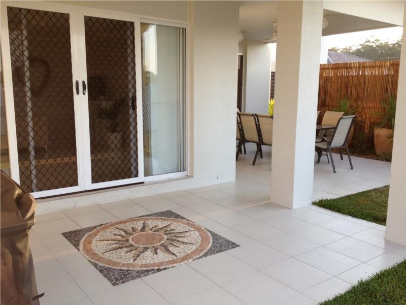2 Myrtus Street, Mountain Creek QLD 4557
