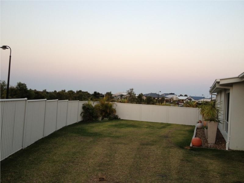 2 Myrtus Street, Mountain Creek QLD 4557