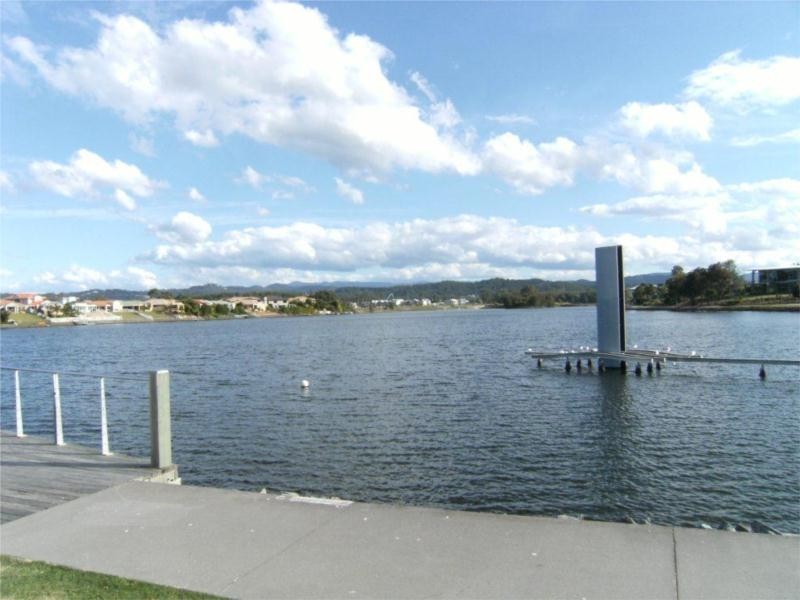 143 Varsity Parade, Varsity Lakes QLD 4227