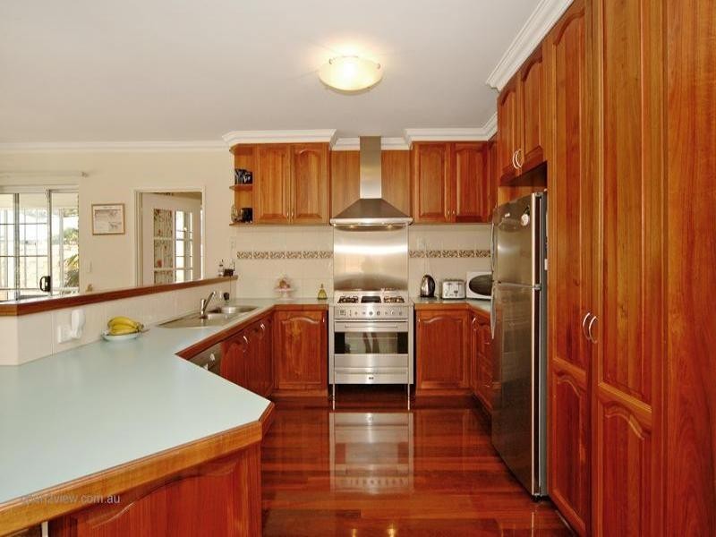 10 Baton Rouge Drive, Mindarie WA 6030