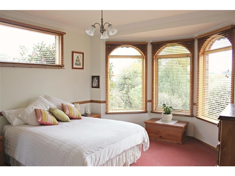 34 Orrs Road, Wy Yung VIC 3875