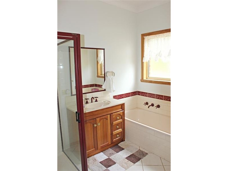 34 Orrs Road, Wy Yung VIC 3875