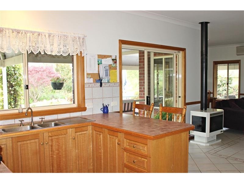 34 Orrs Road, Wy Yung VIC 3875