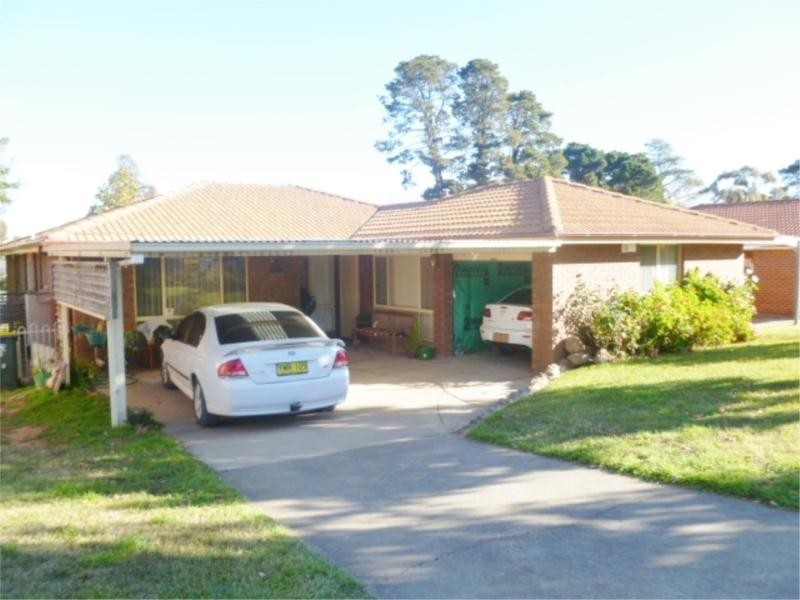 61 Torulosa Way, Orange NSW 2800
