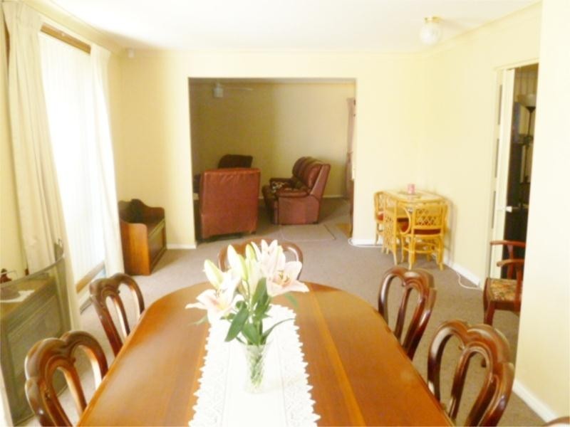 61 Torulosa Way, Orange NSW 2800