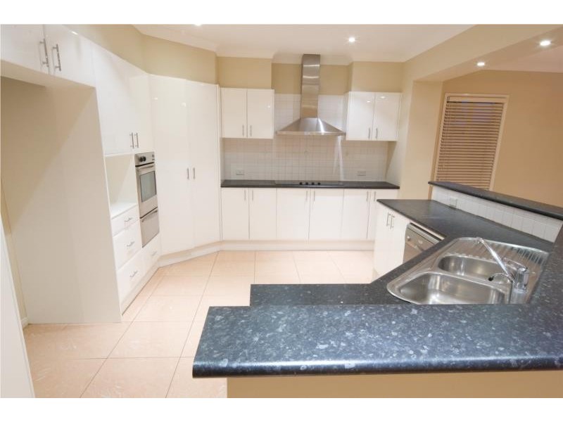 5 Connelly Way, Kellyville NSW 2155