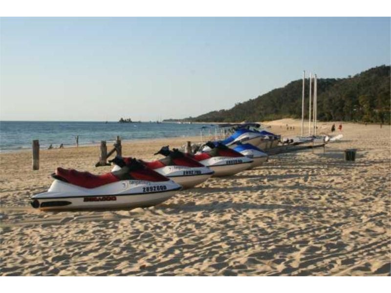 8 Cowry Close, Tangalooma QLD 4025