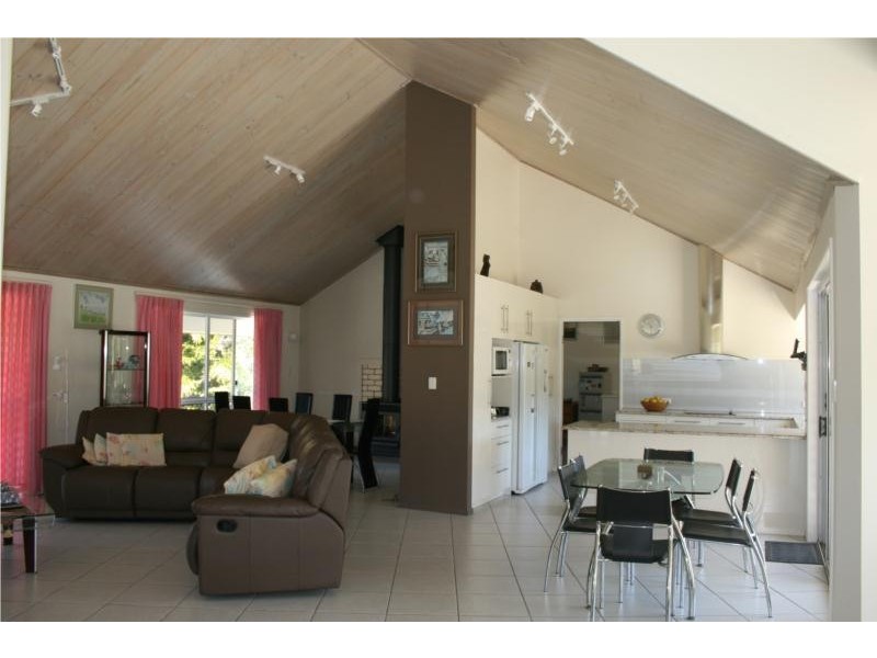 9 Camp Flat Road, Bli Bli QLD 4560