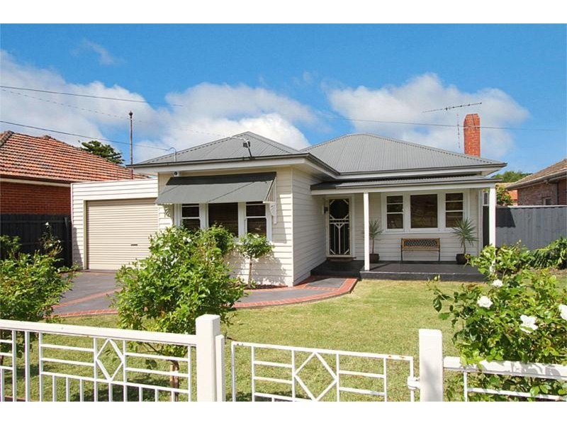 13 Queen Street, Reservoir VIC 3073