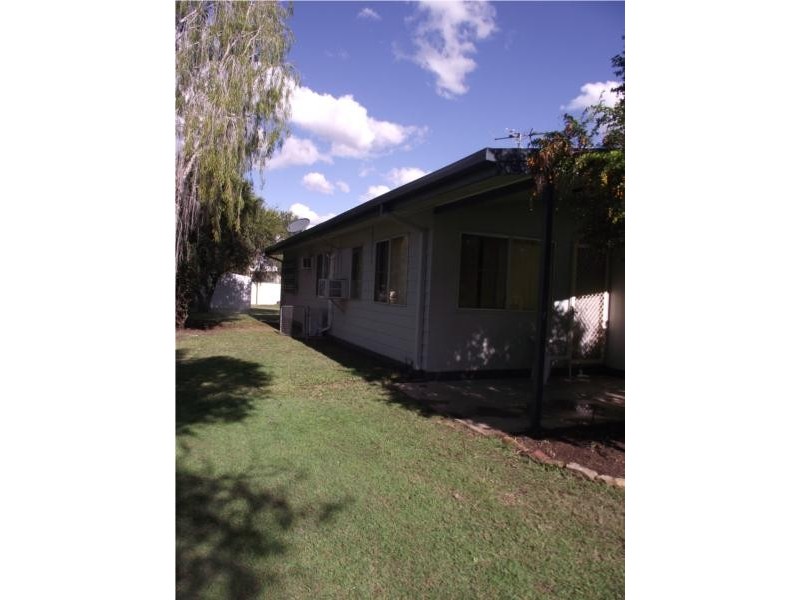 83 Winterer Crescent, Dysart QLD 4745