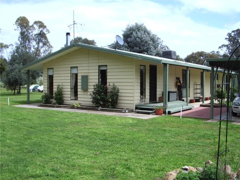 97 Centre Road, Benalla VIC 3672