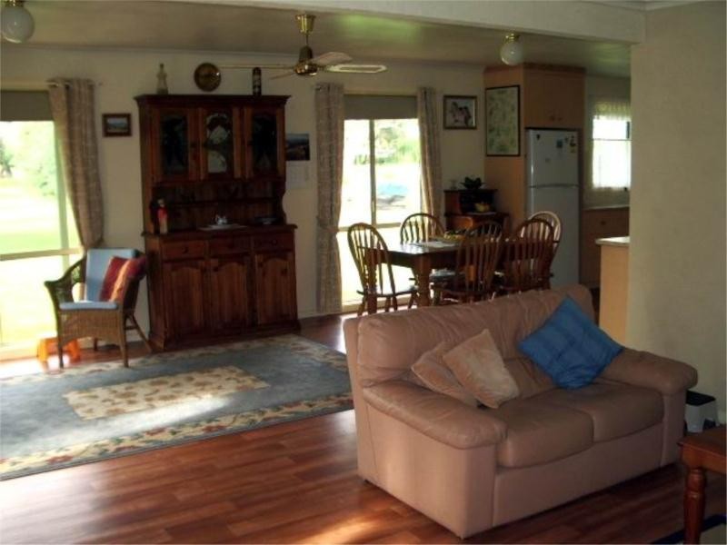 97 Centre Road, Benalla VIC 3672