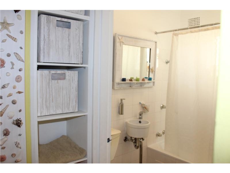 4/6 Holborn Avenue, Dee Why NSW 2099