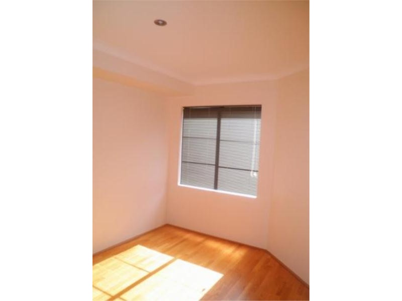 3/18 Davey Street, Mandurah WA 6210