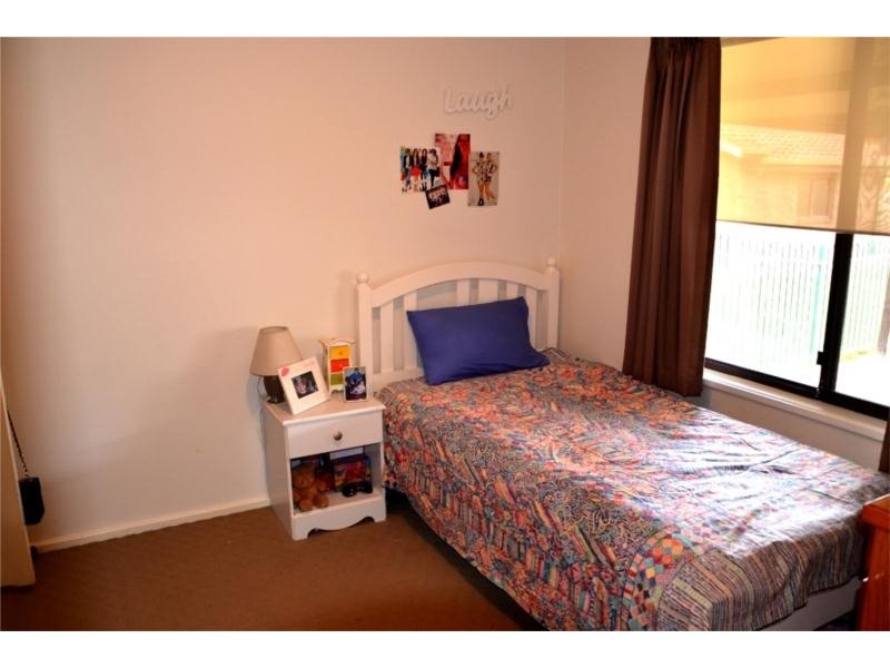 68 Balmoral Crescent, Wagga Wagga NSW 2650