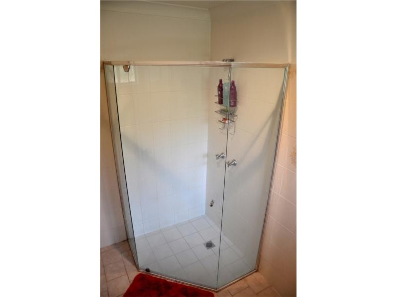 68 Balmoral Crescent, Wagga Wagga NSW 2650