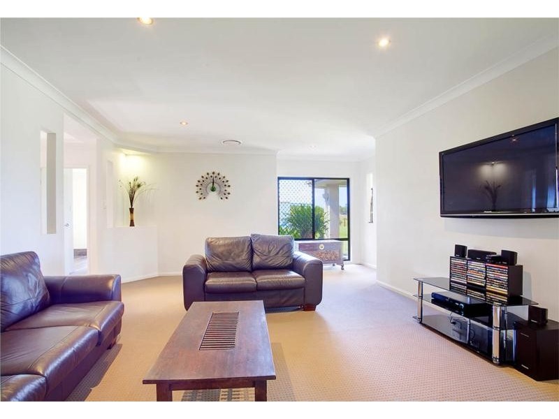 60 Taylor Road, Veteran QLD 4570