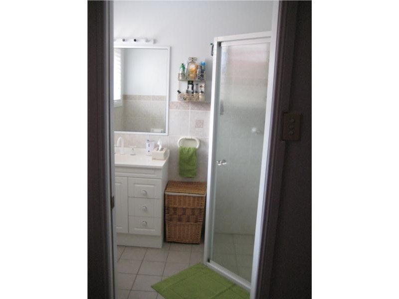 21 Bracken Close, Cameron Park NSW 2285