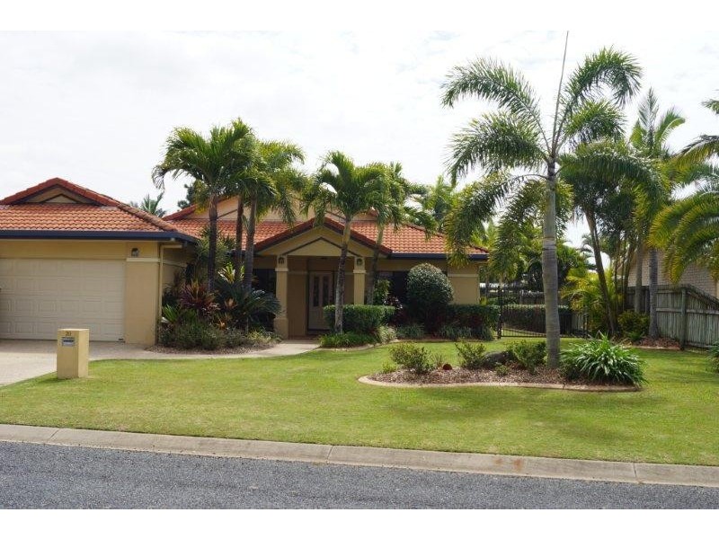 30 Riverleigh Drive, North Mackay QLD 4740