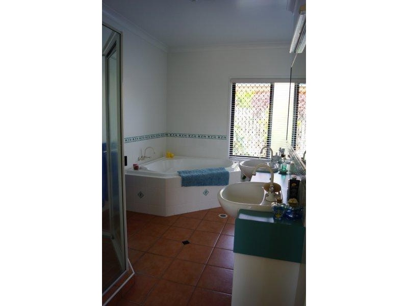 30 Riverleigh Drive, North Mackay QLD 4740