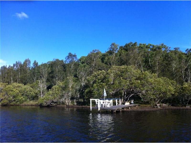 292 Shallow Bay Road, Coomba Park NSW 2428