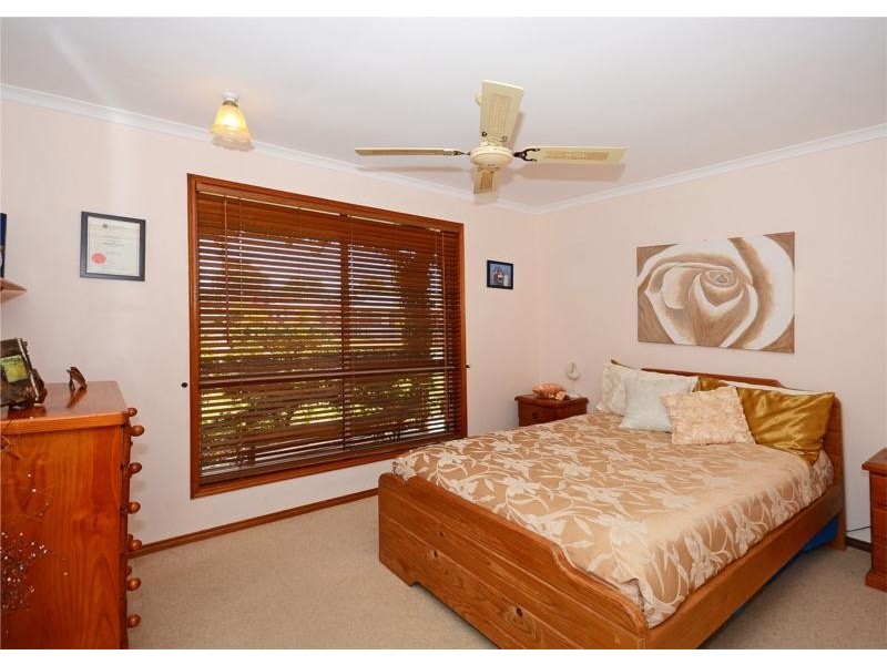 33 Park Street, Urangan QLD 4655