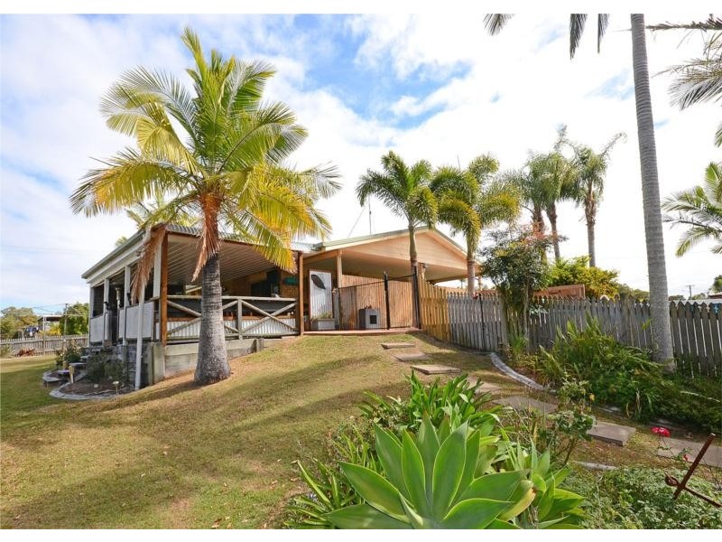 33 Park Street, Urangan QLD 4655