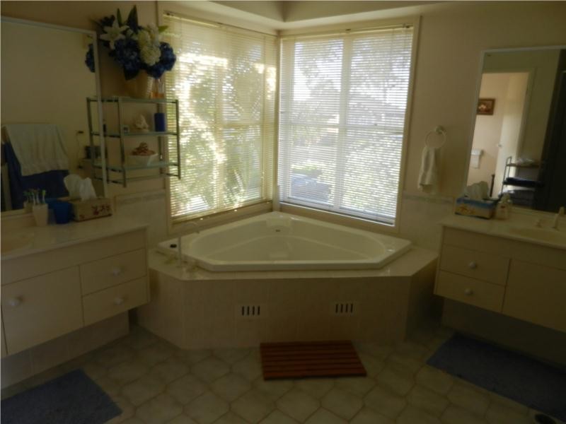 1 Scarborough Place, Beacon Hill NSW 2100