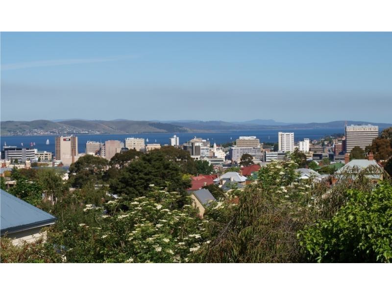 5 Una Street, Mount Stuart TAS 7000