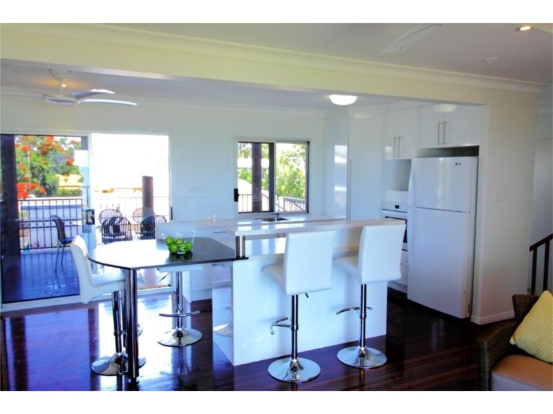22 Reef Street, Saunders Beach QLD 4818