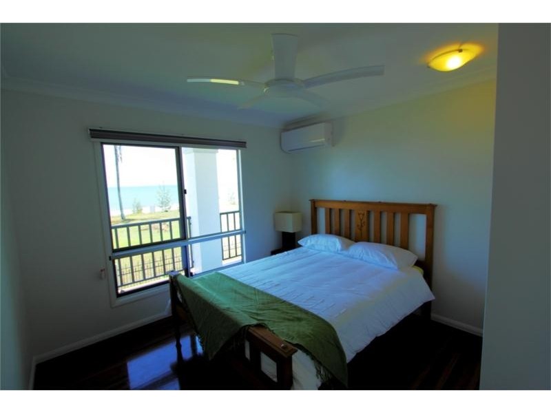 22 Reef Street, Saunders Beach QLD 4818