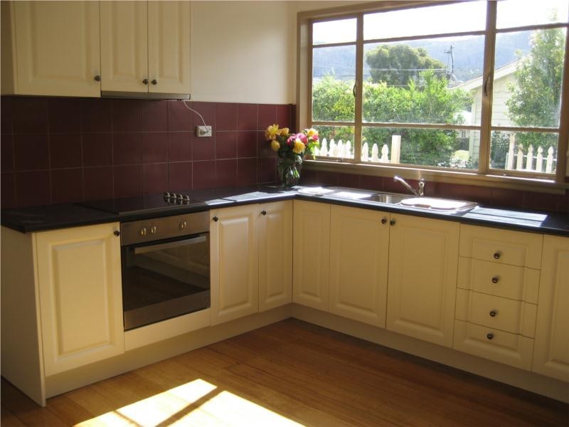 21 Barry Street, Glenorchy TAS 7010