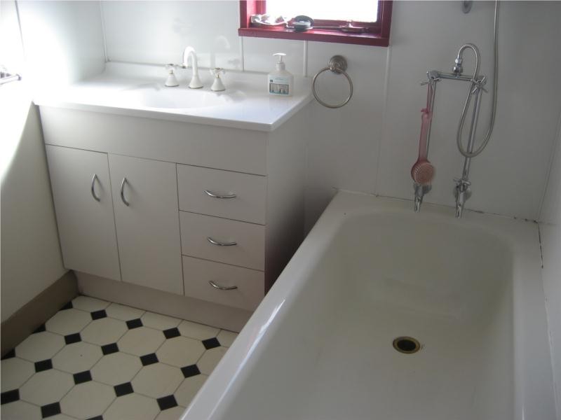 21 Barry Street, Glenorchy TAS 7010