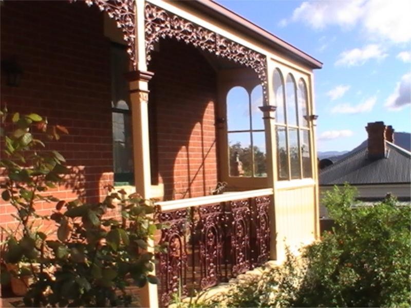 94 Giblin Street, Lenah Valley TAS 7008