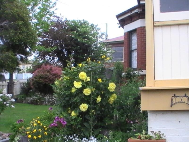 94 Giblin Street, Lenah Valley TAS 7008