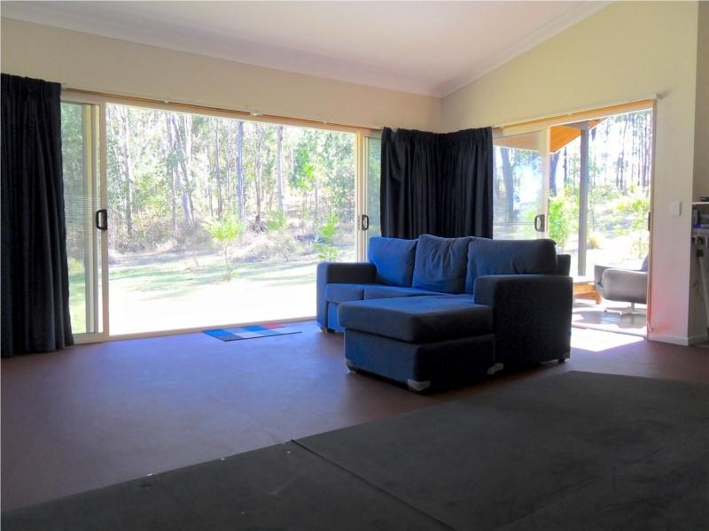 Glenwood QLD 4570
