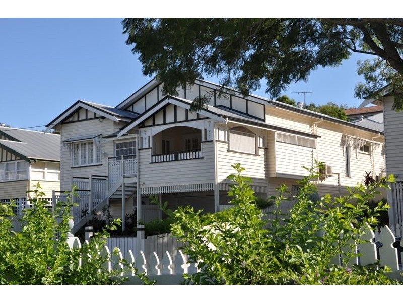 22 Brooke Street, Clayfield QLD 4011