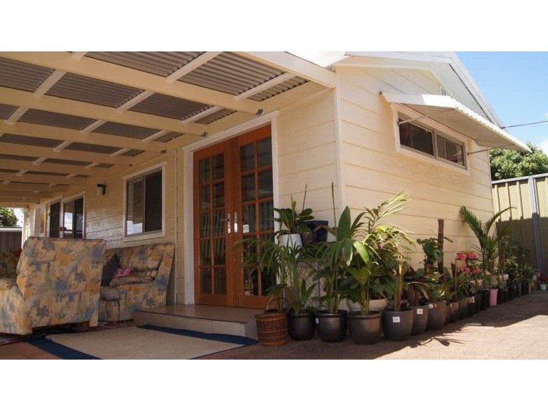 18 Dredge Avenue, Moorebank NSW 2170