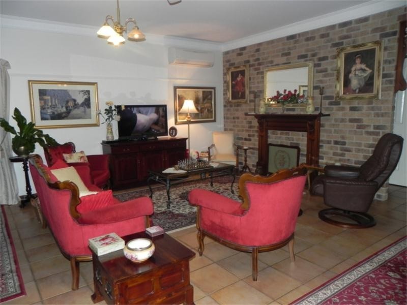 6 Ganton Place, Albany Creek QLD 4035