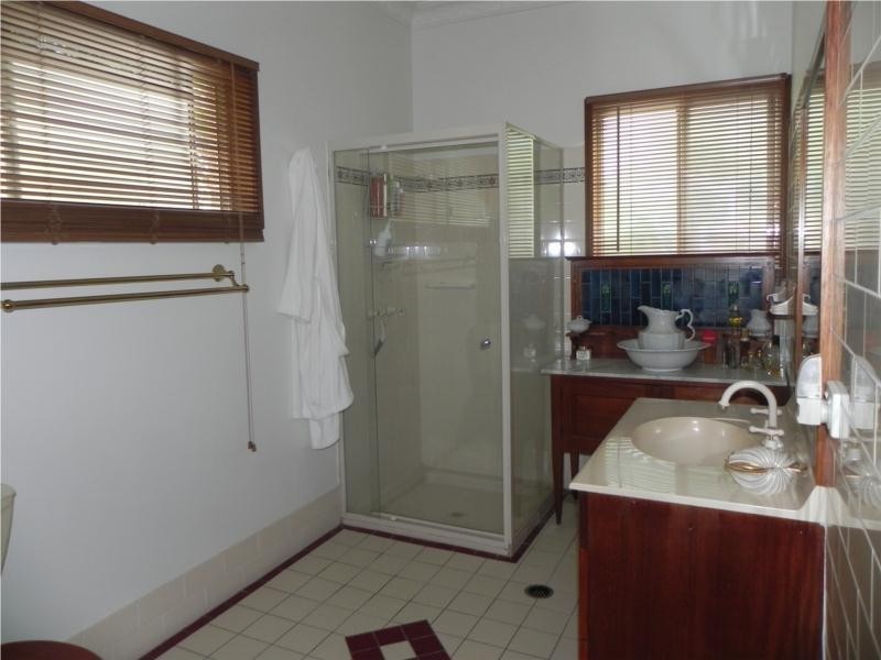 6 Ganton Place, Albany Creek QLD 4035