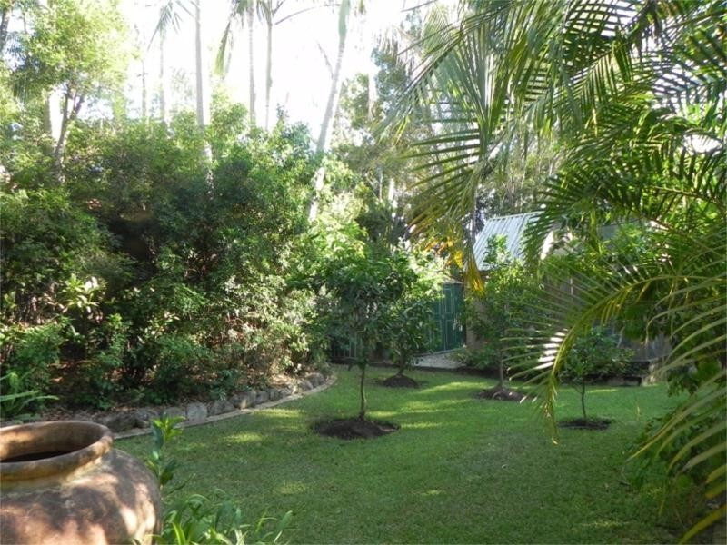 6 Ganton Place, Albany Creek QLD 4035