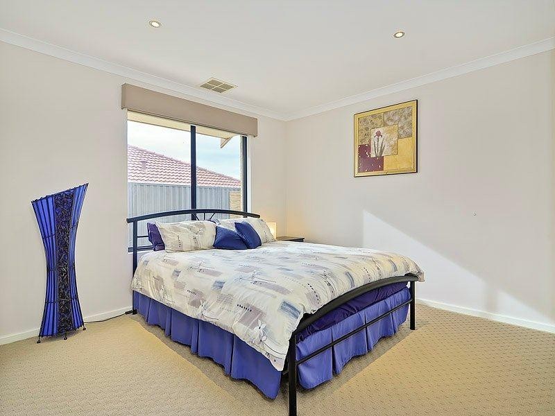 10 Saxon Link, Aveley WA 6069