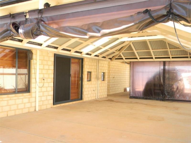 11 Vitali Crescent, Somerville WA 6430