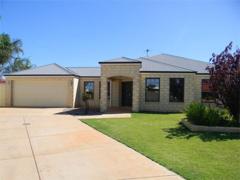 11 Vitali Crescent, Somerville WA 6430