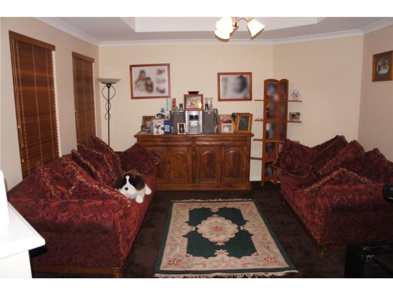 11 Vitali Crescent, Somerville WA 6430